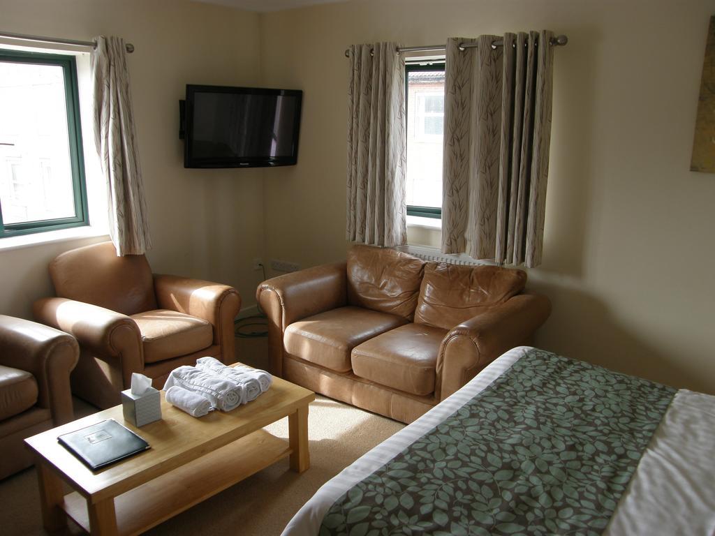 Deangate Motel Lydney Habitación foto
