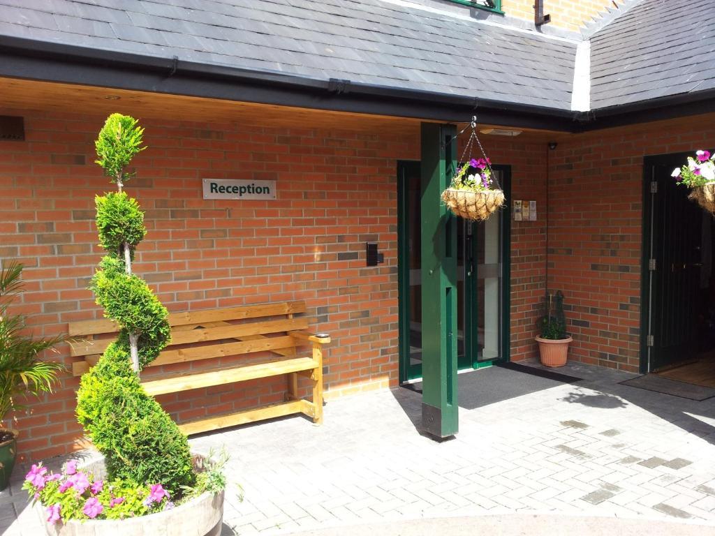 Deangate Motel Lydney Exterior foto
